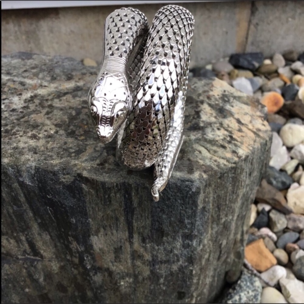 Vintage Whiting & Davis Silver Tone Metal Mesh
